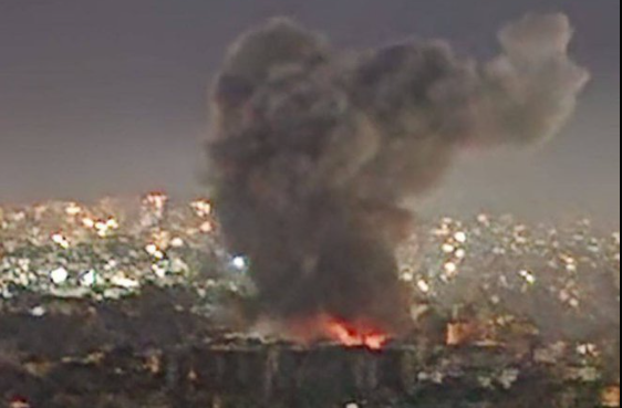 Serangan Udara Israel di Pusat Otorita Kesehatan Lebanon Picu Kebakaran Besar 